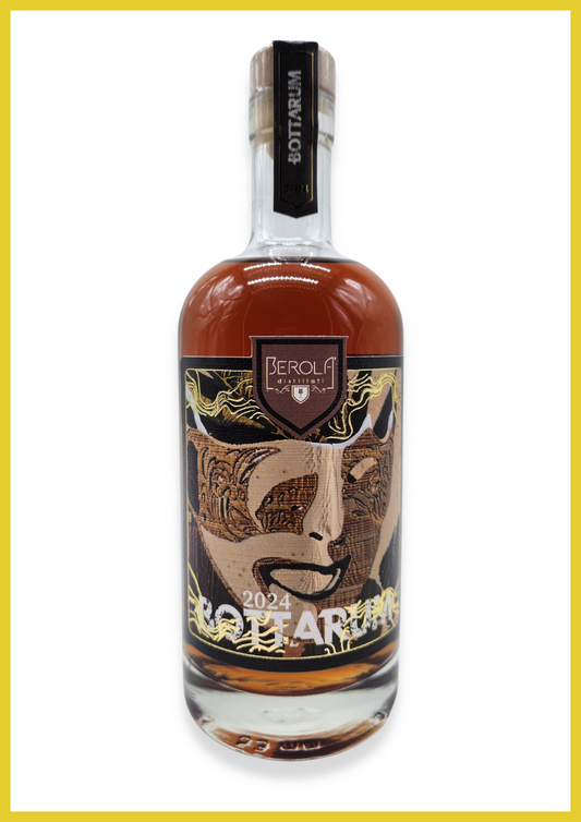 bottiglia di BOTTARUM 2024 rum artigianale 100% italiano da puro succo di canna da zucchero 