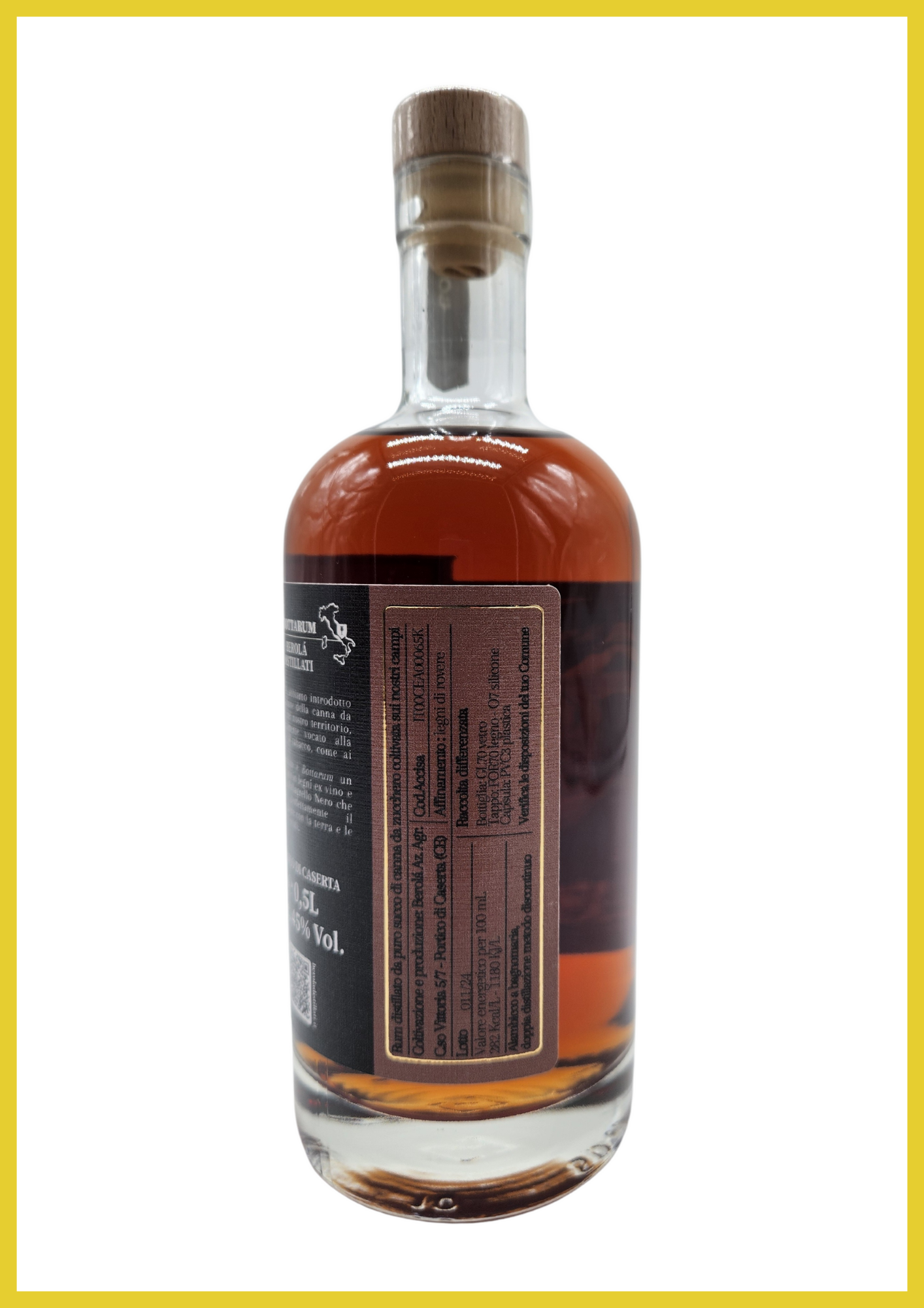 bottiglia di BOTTARUM 2024 rum artigianale 100% italiano da puro succo di canna da zucchero 