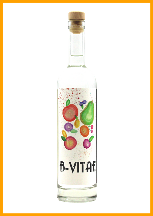 bottiglia di B•VITAE Albicocca Pellecchiella acquavite di frutta artigianale 100% italiana