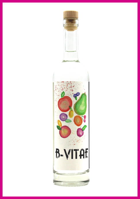 bottiglia di B•VITAE Ciliegia della Recca acquavite di frutta artigianale 100% italiana