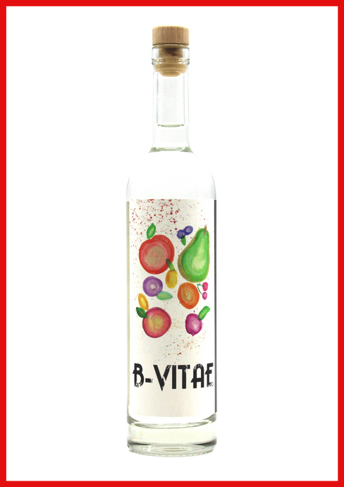 bottiglia di B•VITAE Mela Annurca acquavite di frutta artigianale 100% italiana 